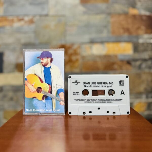 Juan Luis Guerra 4.40 – Ni Es Lo Mismo Ni Es Igual (Ed. 1999 Perú)