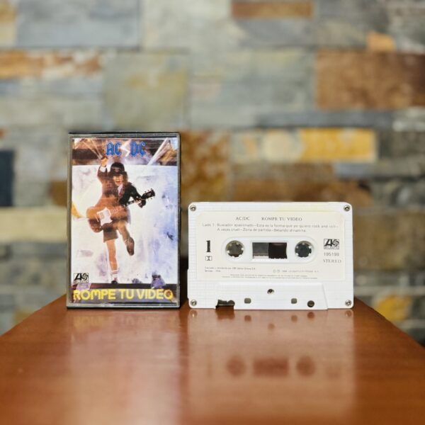 AC/DC – Rompe tu video (Ed. 1988)