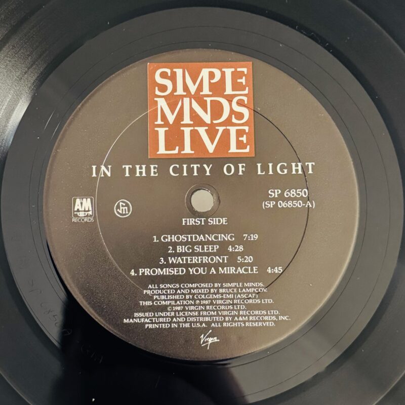 Simple Minds – Live In The City Of Light (Ed. 1987 USA) - Imagen 5